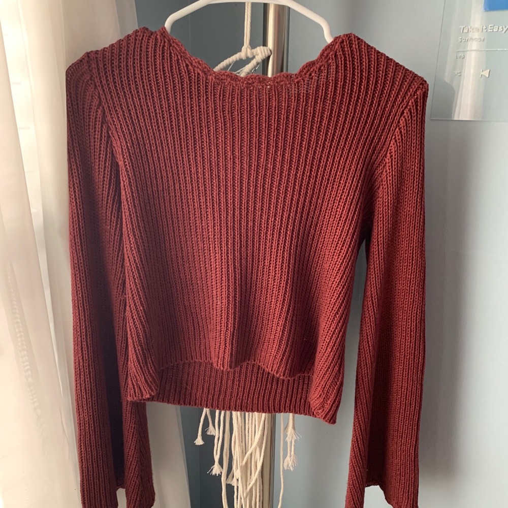 Maroon bell sleeve sweater